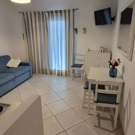 度假居 Edo House Sardegna *